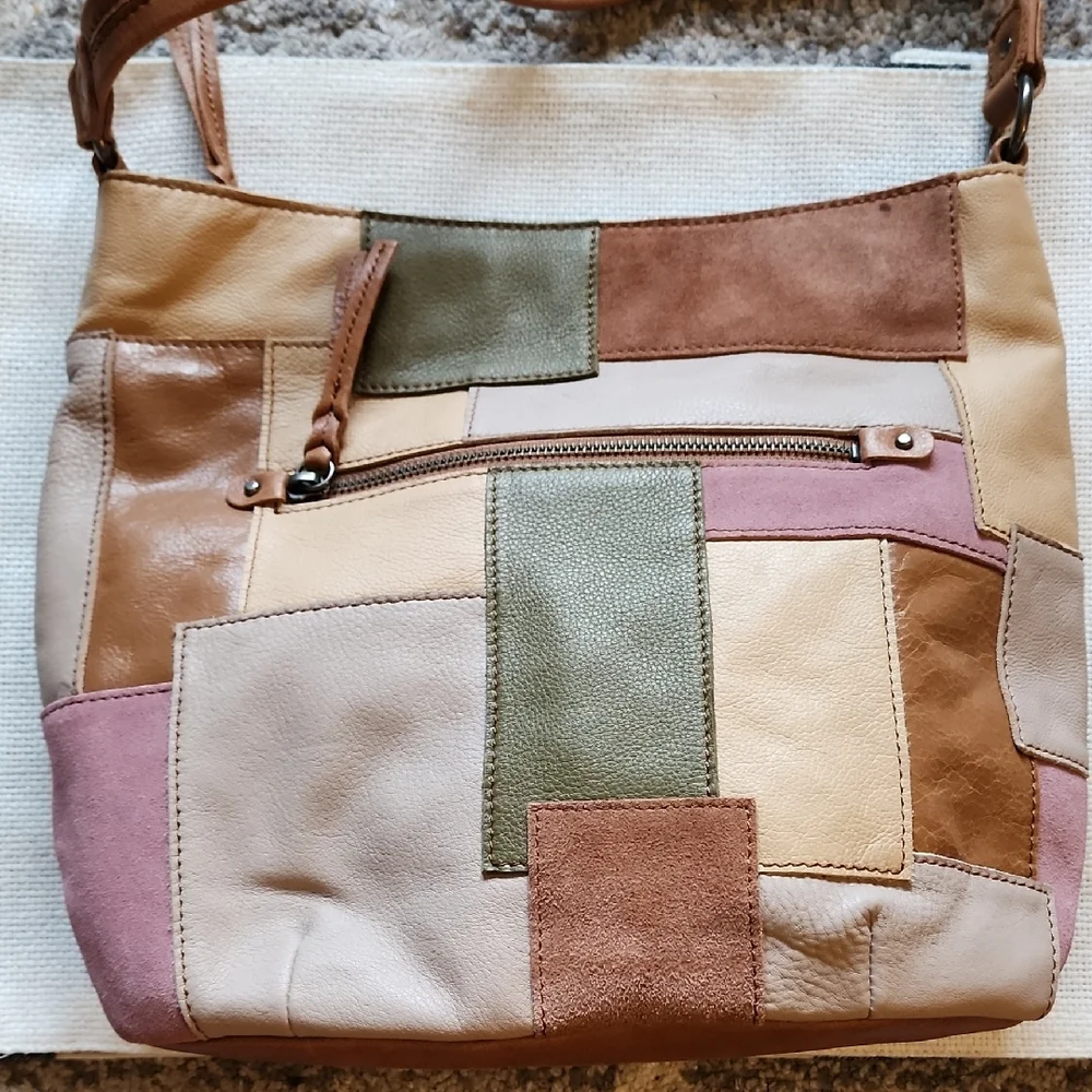 The Sak Multicolor Patchwork Leather Suede Shoulder Bag. - Picture 6 of 15